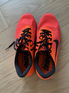 Vähekantud NIKE Lunarlon naiste tossud, EUR41 (2 foto / 4)