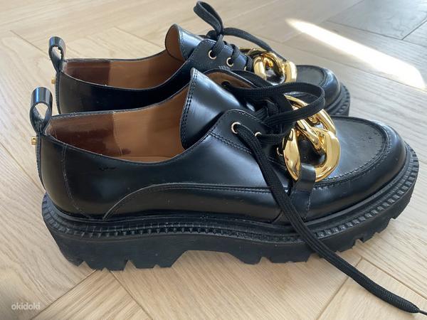 Черные туфли Paul Noyen, EU40, с золотой цепочкой (фото #1)