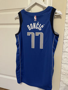 Korvpallisärk NIKE Doncic (S) (4 foto / 5)