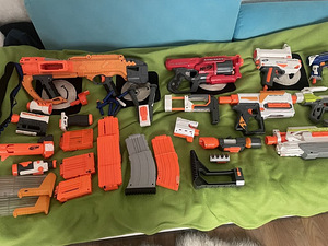 NERF komplekt (relvad + varustus) (2 foto / 10)