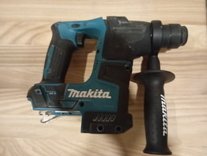 Makita DHR 171 (1 foto / 3)