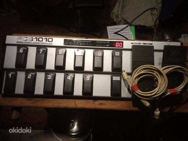 Bheringer-FCB1010 (UnO) foot MIDI controller