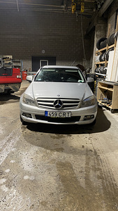 Mercedes c320 (1 foto / 12)