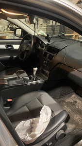 Mercedes c320 (9 foto / 11)