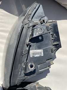 Audi a4 b6 orginaal xenon tuled (3 foto / 10)