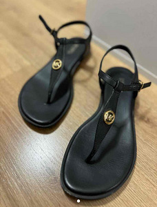 Michael Kors Сандалии (1 фото из 1)