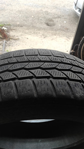 Continental 255/50/19 М+C (2 фото из 3)