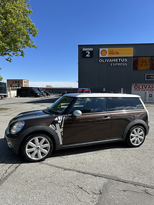 Mini Cooper Clubman (2 фото из 5)