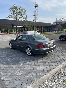 Mercedes Benz e280 (2 foto / 8)