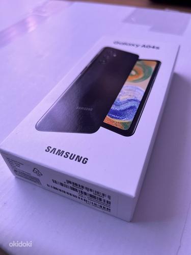 Samsung Galaxy A04s 3/32 ГБ Новый/Новый (фото #1)