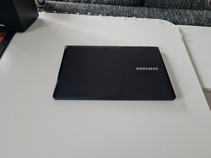 Samsung sülearvuti (1 foto / 4)