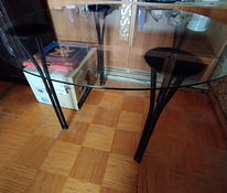Klaas, ümmargune laud