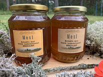 Свежий лесной мёд