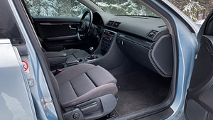 M/V Audi A4 1.9TDI 96kW Quattro MT (11 foto / 12)