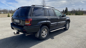 M/V Jeep Grand Cherokee 2.7CRD (5 foto / 10)