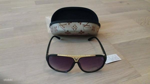 Новые солнцезащитные очки Burberry, Louis Vuitton, Carrera (фото #4)