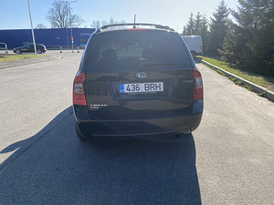 Kia Carens 2.0 (103kw) 2007 diesel manual (3 foto / 10)