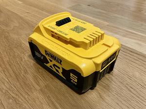 DeWalt 18 V aku; 5,0 Ah; Li-ion (Uus) (2 foto / 5)