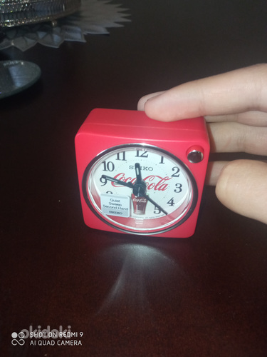 Seiko Coca-Cola Alarm Clock QHE905R (foto #1)