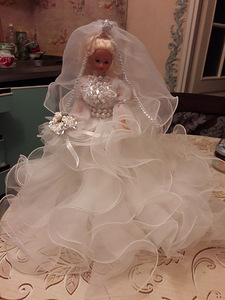 Кукла в свадебном платье ручной работы
