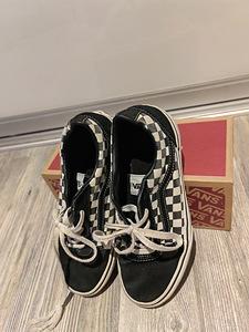Кеды Vans (3 фото из 3)