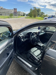 AUDI A4B7 3.0 150kw quattro atm 2005a (6 foto / 13)