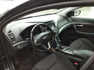 Hyundai i 40 (8 foto / 15)