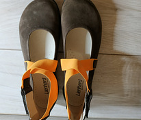 Шкіряні жіночі туфлі Швейцарія 40 р на широку ніжку