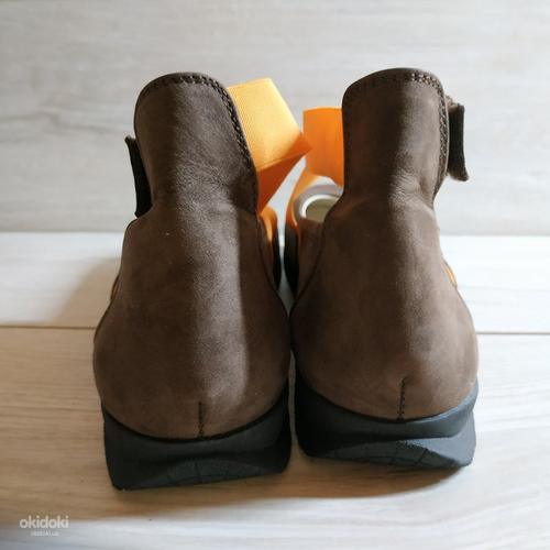 Шкіряні жіночі туфлі Швейцарія 40 р на широку ніжку (фото #4)