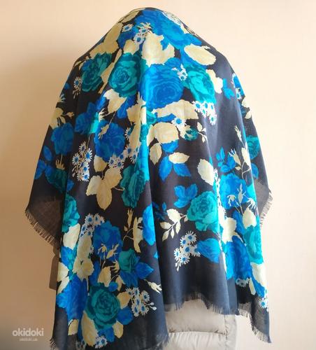 Фирменный, стильный женский платок - 100 % лама шерсть (фото #2)