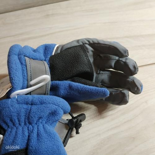 Фирменные перчатки для малыша - 2- 4 лет - новые (фото #3)