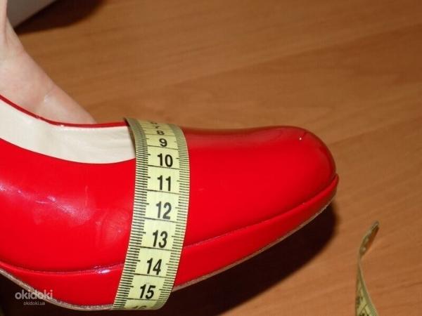 Кожаные фирменные оригинальные туфли от HOGL 39.5 -40 р кожа (фото #3)