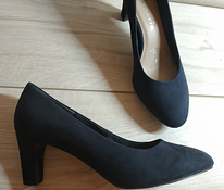 Фірмові жіночі універсальні нові туфлі від Tamaris - 37