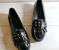 Кожаные фирменные женские туфли от Geox 38 р кожа везде