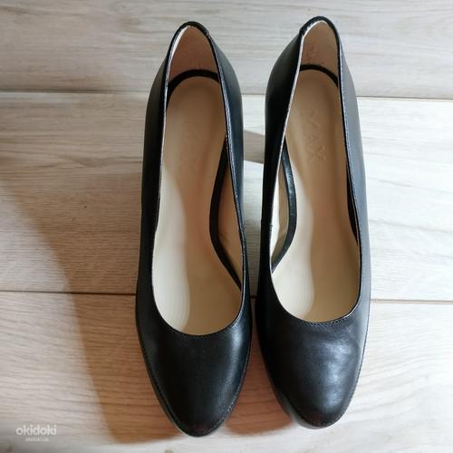 Кожаные фирменные женские туфли от Max- 38 р кожа везде (фото #2)