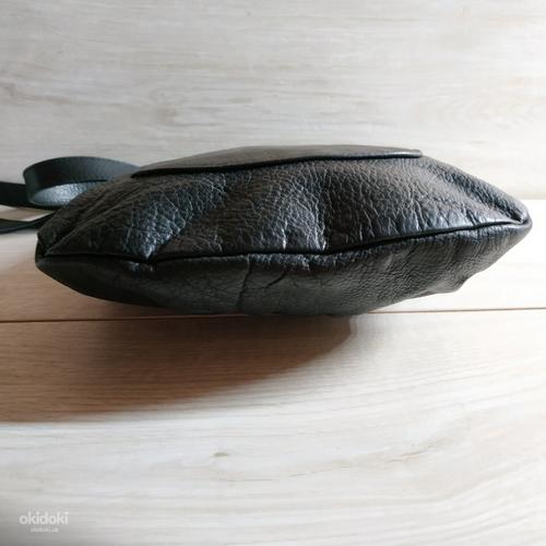 Кожаная фирменная сумка от Jimmy Choo For H&M (фото #5)
