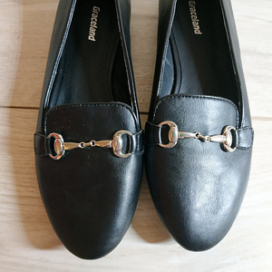 Стильні жіночі туфлі лофери від від Graceland 37 р - Нові