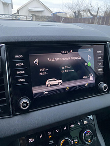 Skoda Karoq 1.5 TSI (9 foto / 10)