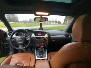 Audi A4 Audi exclusive 3.0 176kW (9 foto / 11)