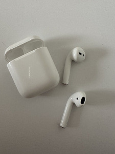 Airpods 1 (1 фото из 3)