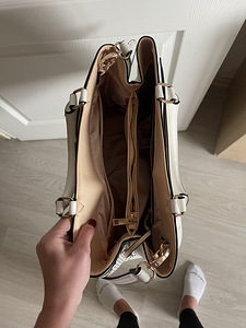 River Island leather bag (5 foto / 6)