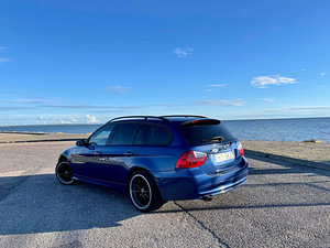 M/V: BMW 320d (2 foto / 9)