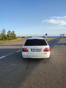 Продам MERCEDES-BENZ E 220 CDI T (7 фото из 9)