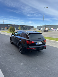 Audi q7 3.0d 176kw sline (2 foto / 7)