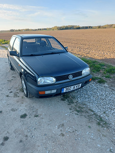 Volkswagen golf 1993 1.4 (1 foto / 6)