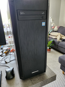 Mänguarvuti i5 9400f, 32 GB, 1060 6 GB, SSD 500, HDD 1T (2 foto / 5)