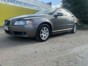 Volvo s80 3.2 awd (1 foto / 8)