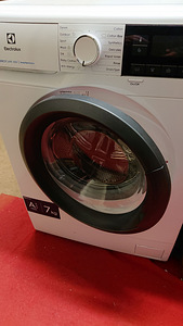 Müüa pesumasin Electrolux (1 foto / 3)