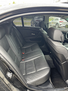 BMW 528i Facelif Black (6 фото из 10)