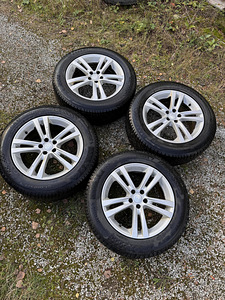 ДИСКИ + ЗИМНИЕ ШИНЫ 5x114,3 225/60 R17 (8 фото из 9)